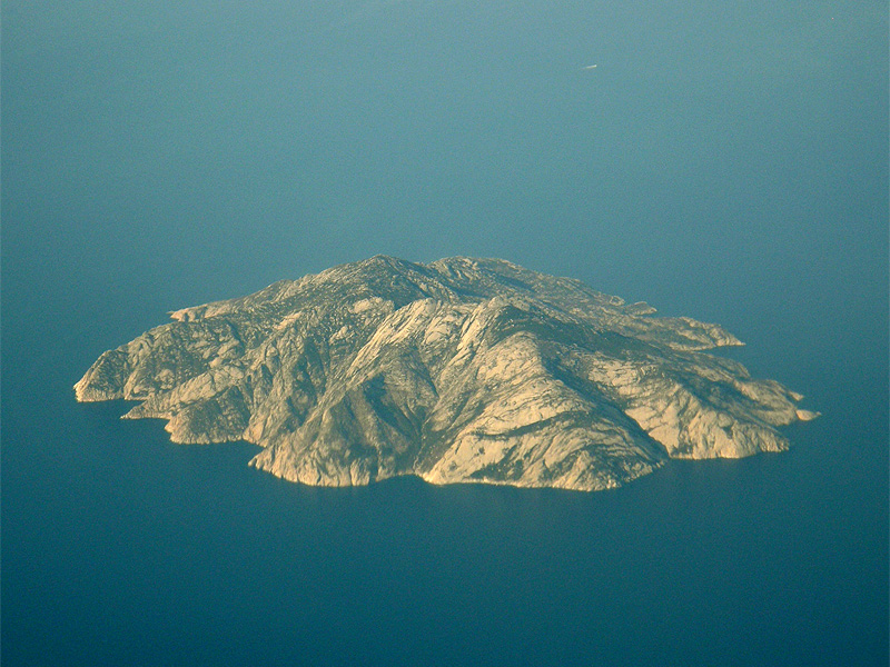 Остров Монте-Кристо